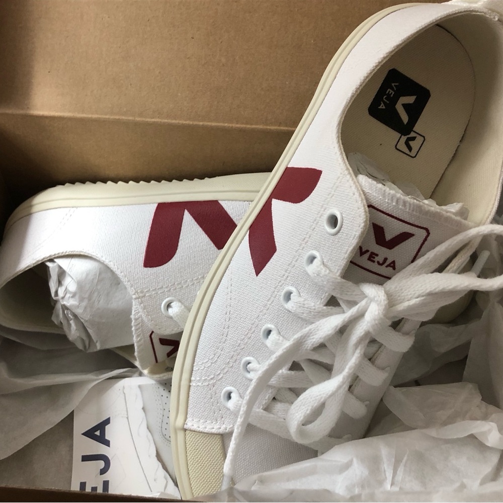 Veja Nova Sneaker in White/Marsala - New!